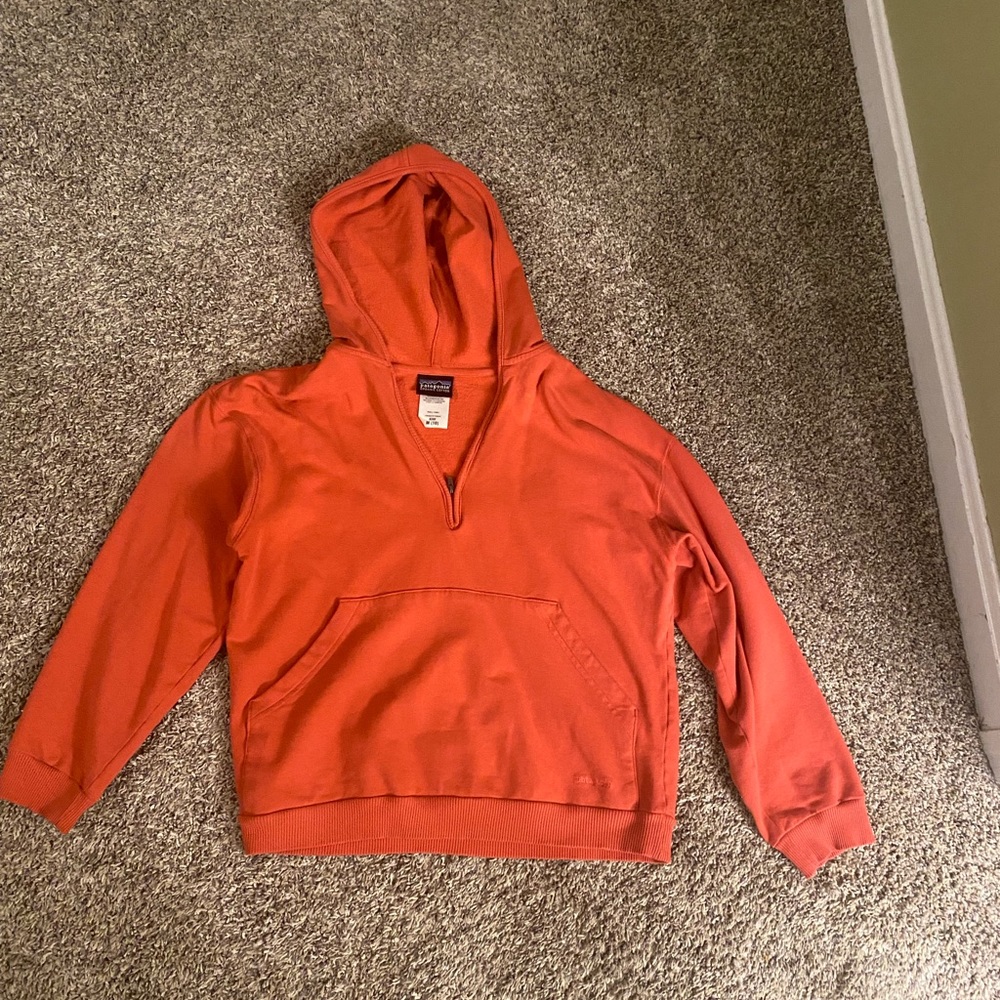 Kids’ Patagonia quarter zip hoodie